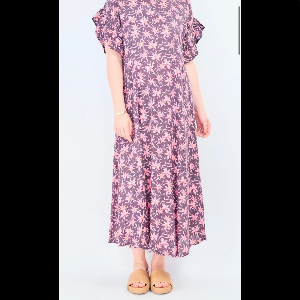 acacia maddy dress in petal